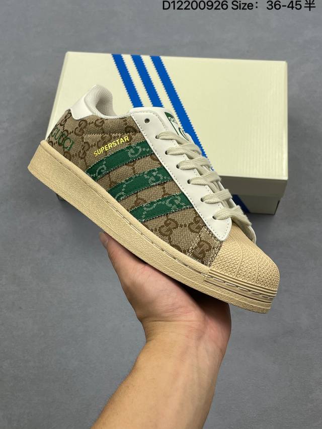 公司级Adidas Originals Superstar 阿迪达斯 三叶草 贝壳头’Diy’系列低帮经典百搭休闲运动板鞋 货号:Bz9867 尺码:36 36