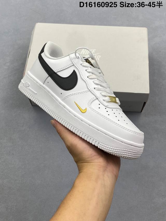 Nk Air Force 7 Low 空军一号低帮百搭休闲运动板鞋 Cz0270-102 柔软、弹性十足的缓震性能和出色的中底设计 横跨复古与现代的外型结合 造