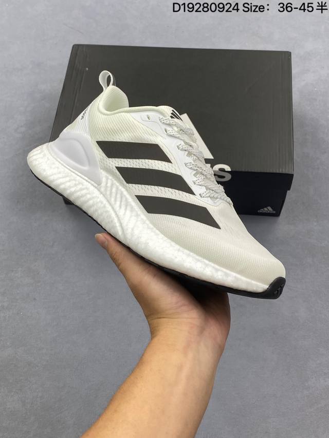 Adidas Switch Fwd 舒适百搭 网布透气 低帮跑步鞋 尺码：36 36.5 37.5 38 38.5 39 40 40.5 41 42 42.5