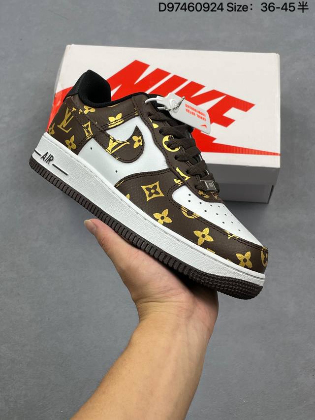 公司级Nk Air Force 1′07 Low 空军一号低帮百搭休闲运动板鞋 Cs5288-028 柔软、弹性十足的缓震性能和出色的中底设计 横跨复古与现代的