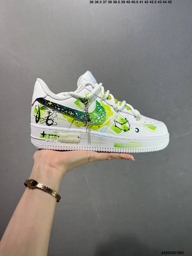公司级Nike Air Force1 07 Low 定制空军 #原楦头原纸板 打造纯正空军版型 #专注外贸渠道 全掌内置蜂窝气垫 #原盒配件 原厂中底钢印、拉帮