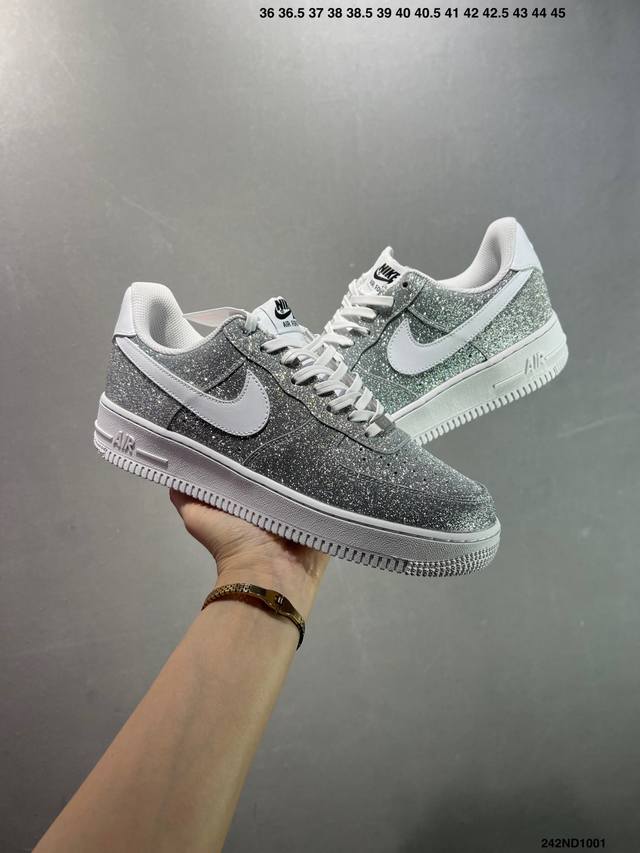 特价 Nike Air Force 1 Low’07 空军一号低帮休闲板鞋 定制皮料 原楦原纸板 纯正空军版型 内置全掌气垫 货号：男 Cw2288-114 女