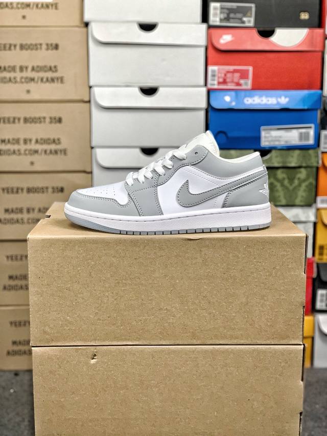 纯原 Air Jordan Aj1 Low 乔1 Aj1低帮 Dc0774-105 市面中低帮最具代表性版本没有之一 口碑大厂出品 品控大底版型不断改良更新 全