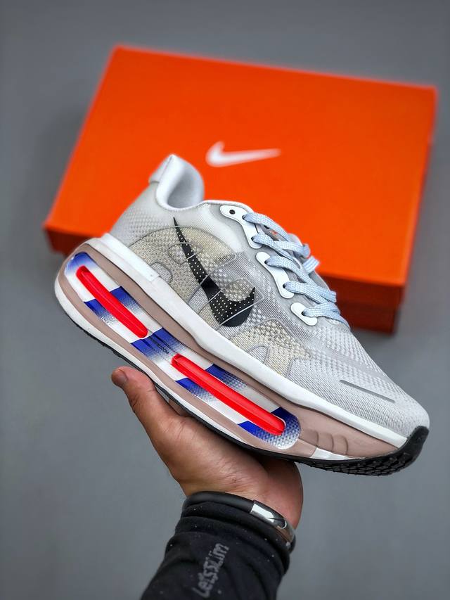 Nike Air Zoom pegasus premium耐克 飞马 舒适减震防滑 低帮跑步鞋全掌Reactx泡绵中底 前掌和后跟还配备了Air Zoom气垫单