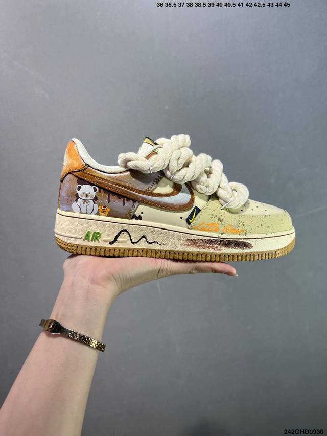 公司级Nike Air Force 1‘07 Low ”Batman“ Dc漫画系列 空军一号低帮休闲板鞋 Xl2321-111 尺码：36 36.5 37.5