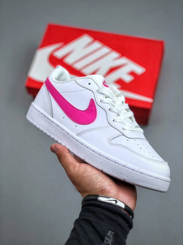 Nike Court Borough Low Recraft Gs 低帮百搭透气休闲运动板鞋男女鞋经典耐用的设计，兼顾舒适脚感和出众风范，演绎匠心之作。结构性的