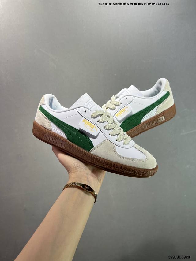 puma palermo 黑白 舒适百搭低帮德训板鞋 孔眼底座和脚趾凸起由绒面革材料制成 支持侧踏时的踏步工作 脚背和侧板采用尼龙网布 即使在健身房等使用环境中