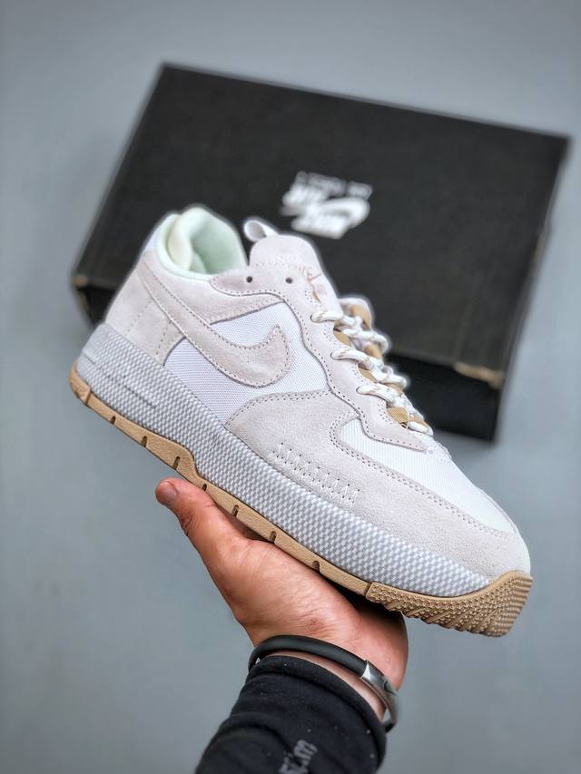 Nike W Air Force 1 Wild 低帮百搭休闲运动板鞋Fb2348 002 原楦原纸板 清洁度完美 内置全掌气垫 中底钢印、拉帮完美 尺码：36-