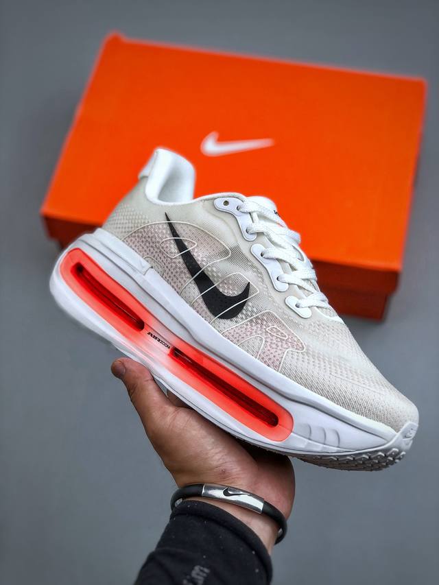 Nike Air Zoom pegasus premium耐克 飞马 舒适减震防滑 低帮跑步鞋全掌Reactx泡绵中底 前掌和后跟还配备了Air Zoom气垫单