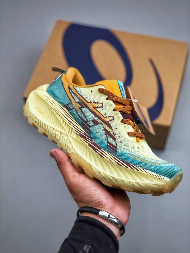J版 Asics Gel-Trabuco Max 4 亚瑟士 网面透气 耐磨 越野跑步鞋 这双鞋的外观设计超级吸引人 简约大气 色彩搭配也很时尚 Asics亚瑟