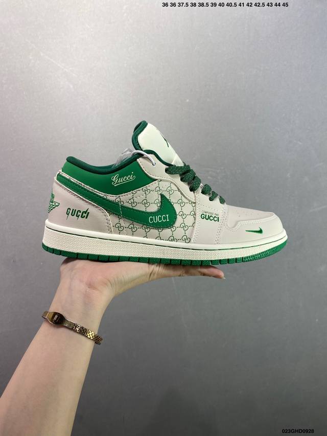 公司级Air Jordan Aj1 Low 低帮系列定制配色Wg8850-012 原厂内置气垫魔块 A模大底 头层小牛皮 鞋舌Aj原厂专用牛津布+Aj专用反口珍