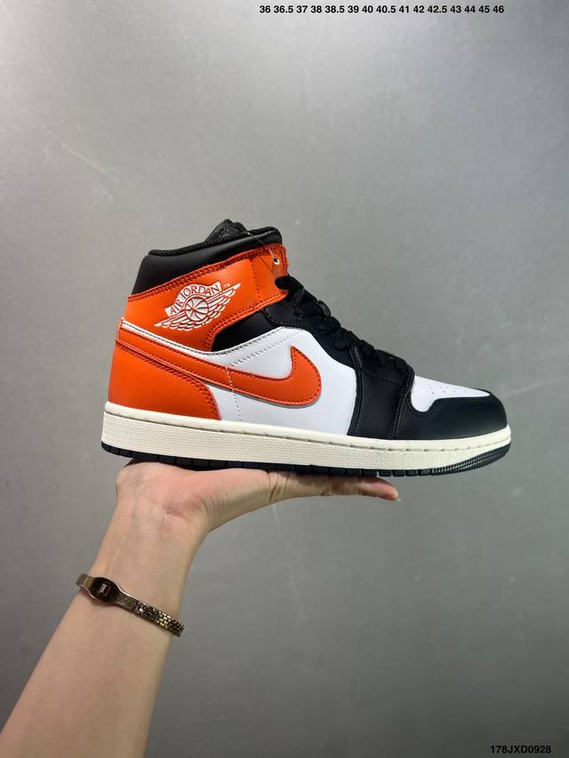 公司级Air Jordan Aj1 Mid 中帮 黑橙扣碎 Dq8426-801 终端优势供应 市面中低帮最具代表性版本没有之一 口碑大厂出品 品控大底版型不断
