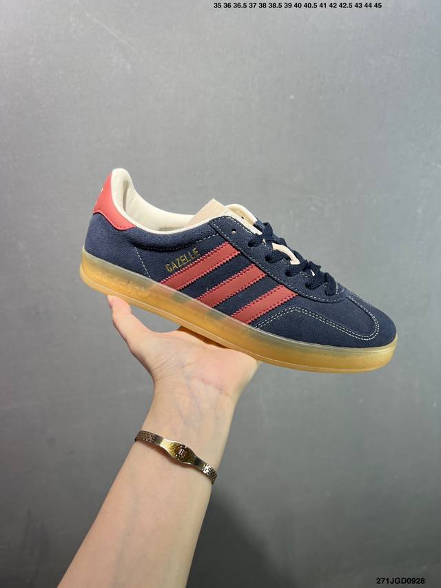 Ad Gazelle Indoor Trainers 羚羊内训系列低帮复古百搭休闲运动德训风板鞋 Jh5403 90年代经典的复刻版！自60年代以足球训练鞋面世