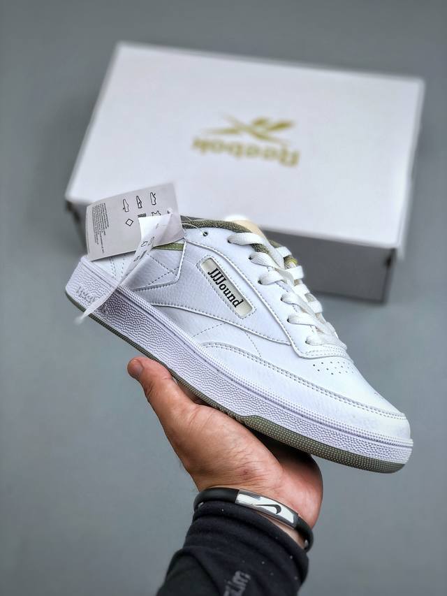 Jjjjound X Reebok Club C轻便耐磨 低帮板鞋 尺码：36-46 半