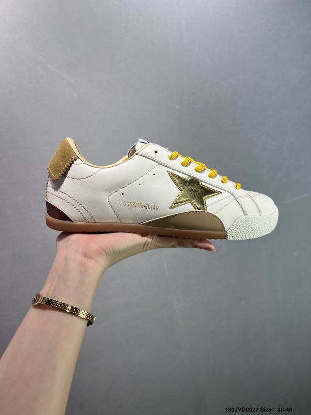 公司级Ggdb Golden Goose Super Star 小脏鞋运动鞋休闲擦脏系列 火爆全网各路明星纷纷上脚，头层牛皮小脏鞋，顶级品质 全部细节官网同步