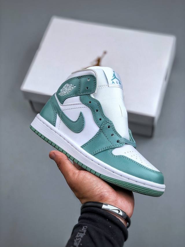 过验版本 Air Jordan 1 Mid Aj1乔1中帮文化篮球鞋 Bq6472 138 市售最高品质 原鞋开发 平台订单专用代工流水线打造 每一个配色均采购