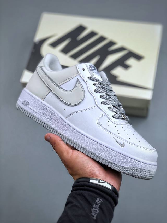 福利特价 Nike Wmns Air Force Lv8 原楦头原纸板 打造纯正低帮空军版型专注外贸渠道 全掌内置蜂窝气垫 原盒配件 原厂中底钢印、拉帮完美 货
