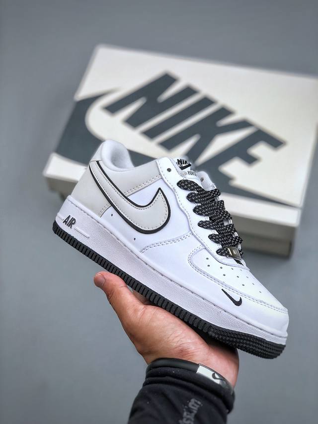 福利特价 Nike Wmns Air Force Lv8 原楦头原纸板 打造纯正低帮空军版型专注外贸渠道 全掌内置蜂窝气垫 原盒配件 原厂中底钢印、拉帮完美 货