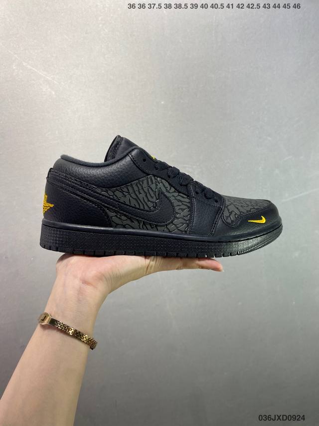 公司级Nike Air Jordan 1 Low Aj1乔1低帮休闲板鞋 同步官方配色 原档冲孔鞋头 四线拉帮 鞋舌高弹海绵填充 官方货号:553558 113