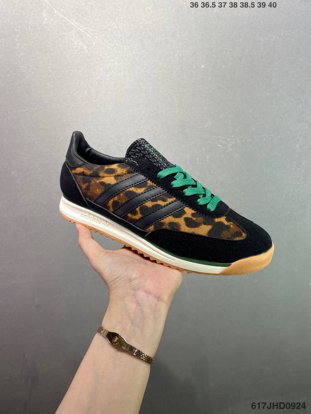 复古前卫都占了，联乘英国设计师品牌Wales Bonner X Sl 72 Krs 经典复古低帮休闲运动慢跑鞋 尺码：36 36 37 38 38 39 40