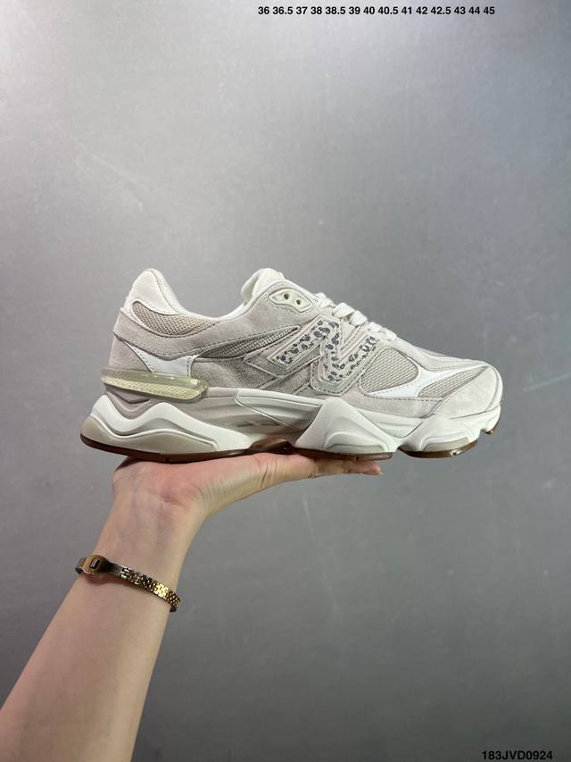 公司级Joe Freshgoods X New Balance Nb9060 联名款 复古休闲运动慢跑鞋 鞋款灵感源自设计师本人对夏日的怀日回忆。鞋面大身由空间