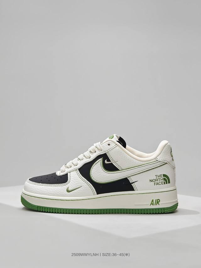 福利特价 耐克Nike Air Force 7 Low联名款空军一号低帮休闲板鞋 Sc9207 527 码数：36 36.5 37.5 38 38.5 39 4