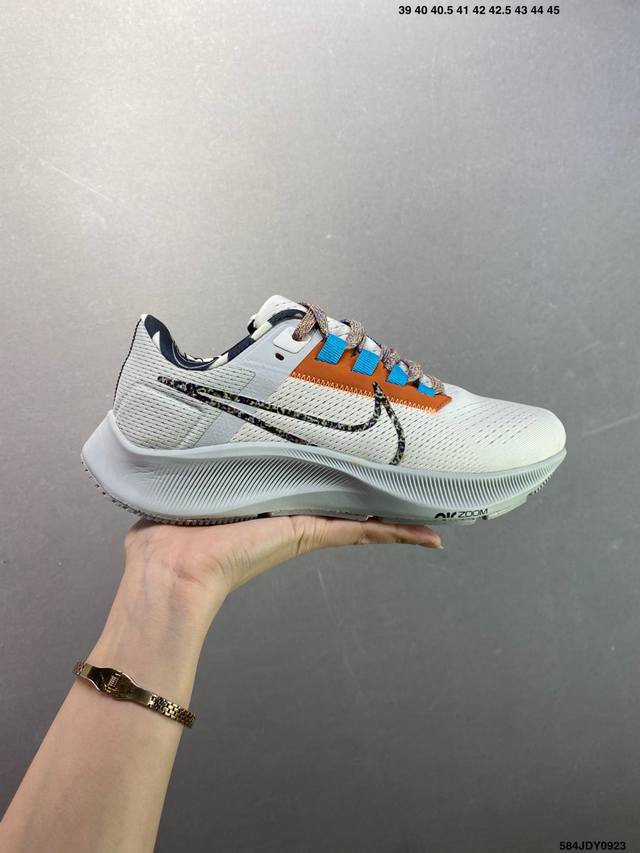 Nk Zoom pegasus 38代超级飞马涡轮增压马拉松休闲运动慢跑鞋“网织白蓝” 货号：Dc4566 尺码：36 36.5 37.5 38 38.5 39