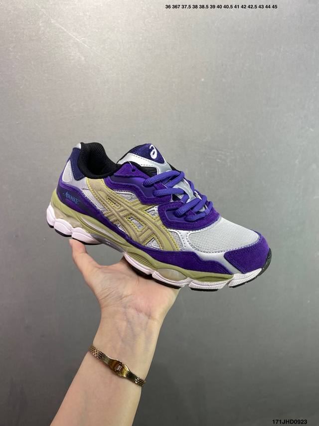 Asics 亚瑟士Gel-Nyc 透气网眼鞋面配合部分合成革材质 采用全新Ahar+橡胶材质 更加耐磨 货号: 1A789-020 尺码:36～45 Id:17