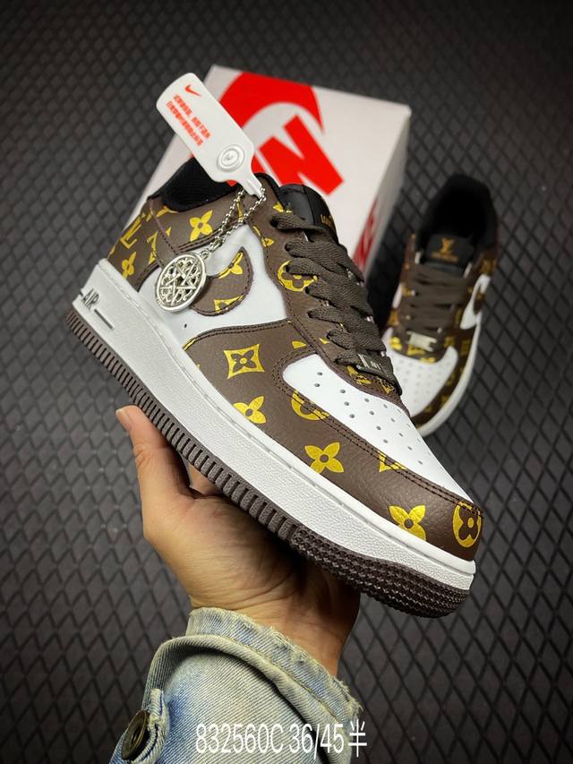 C 公司级Nike Air Force 1‘07 原楦头原纸板 打造纯正低帮空军版型 专注外贸渠道 全掌内置蜂窝气垫 原盒配件 原厂中底钢印、拉帮完美 货号:C
