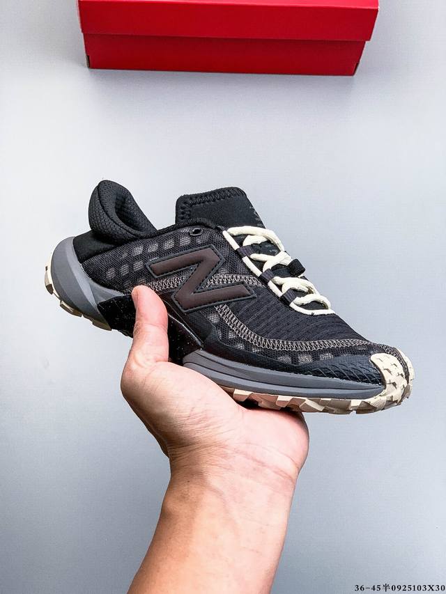 公司级！New Balance Minimus M10 新百伦舒适简约时尚潮流 低帮跑步鞋 Minimus 系列崇尚轻简之道，化繁就简，避免无用设计。 该系列诞
