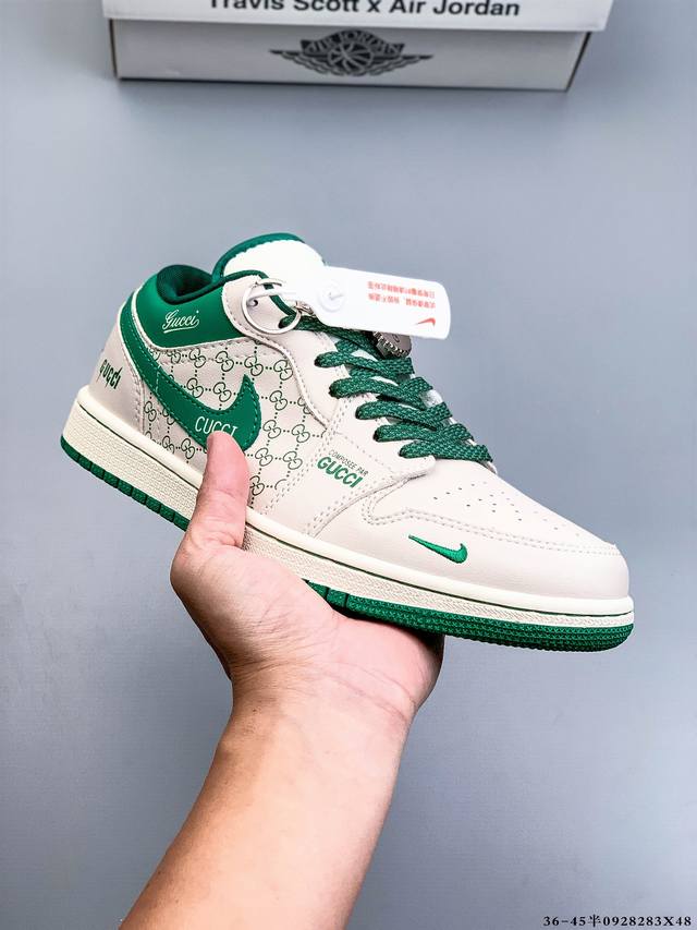 耐克Nike Air Jordan 1 Low Aj1乔1 低帮潮流缓运动休闲板鞋。Aj1 低帮拼接 完美版型真头层牛皮# 内置缓震气垫 原鞋开模 拒绝公底 购