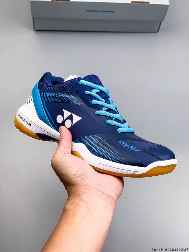 公司级 尤尼克斯 Yonex 跑步鞋 羽毛球鞋Yy训练比赛球鞋网球 设计专业减震透气运动鞋。尤尼克斯球鞋系列包括羽毛球鞋，网球鞋，高尔夫鞋和室内运动鞋等多种类型