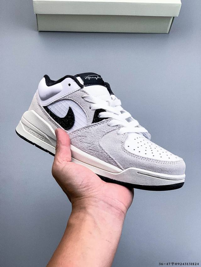 Air Jordan Stadium 9O Stadium 新款百搭休闲鞋 Jordan Stadium 90充满了对Tinkerhathield 原创设计的致
