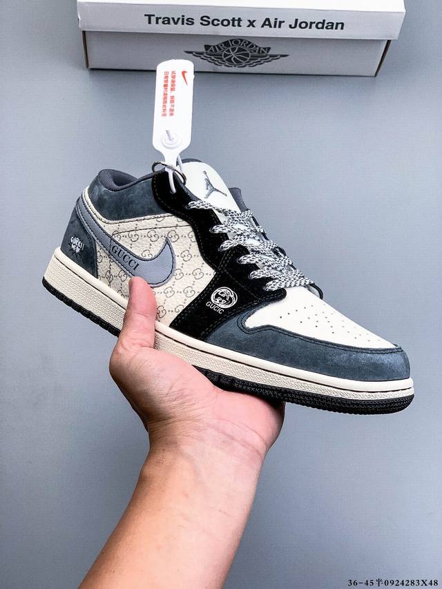 耐克Nike Air Jordan 1 Low Aj1乔1 低帮潮流缓运动休闲板鞋。Aj1 低帮拼接 完美版型真头层牛皮# 内置缓震气垫 原鞋开模 拒绝公底 购