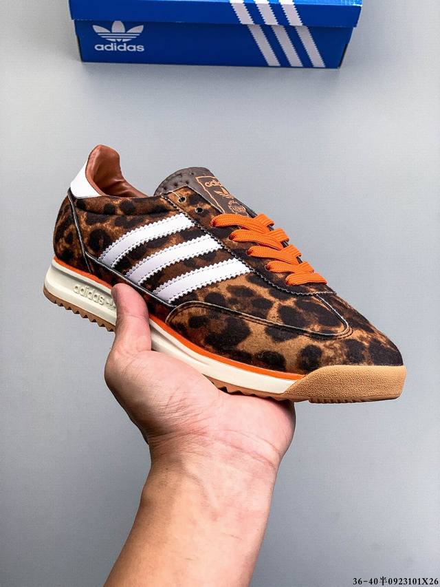 公司级！阿迪达斯Adidas Sl 72 Rs 全新重置版本，将这款复古鞋型用尼龙材质呈现，最终拼接麂皮材质，让该鞋型上脚既有舒适透气性又有满满的复古质感 09