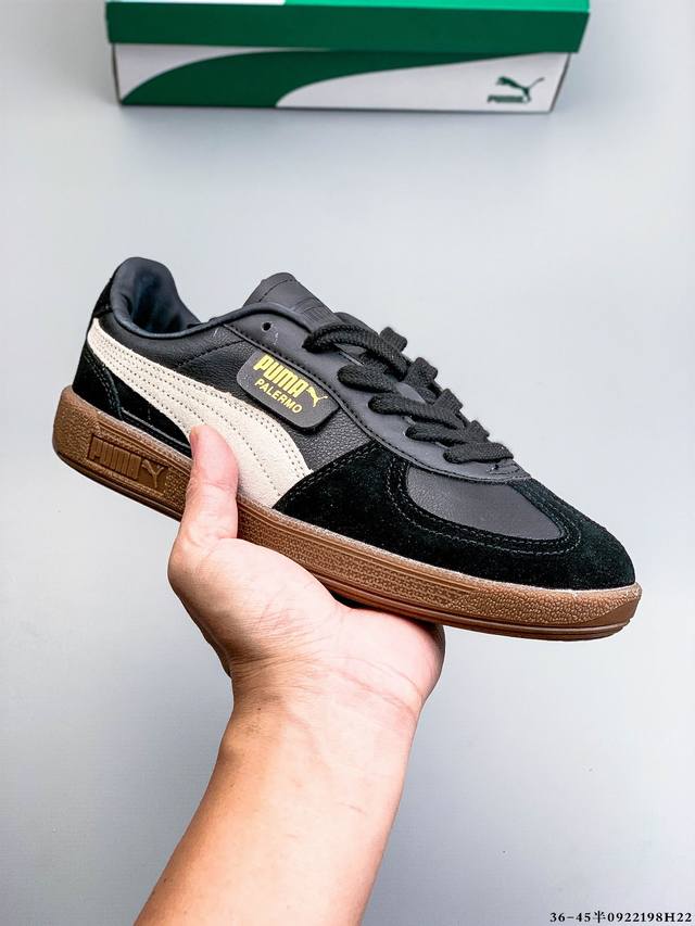 puma彪马男女通用palermo Og 标贴运动鞋 鞋款复刻，重温足球文化风潮！ 近日 puma 将经典鞋款 palermo 重新带回市场，让众多鞋迷和足球爱