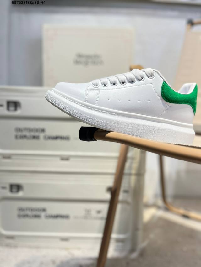 开学季福利特价 Alexander Mcqueen 亚历山大麦昆 松糕鞋厚底增高小白鞋 垫脚 回弹度到位 耐磨又舒适 鞋底厚4.5Cm553680 Es7533