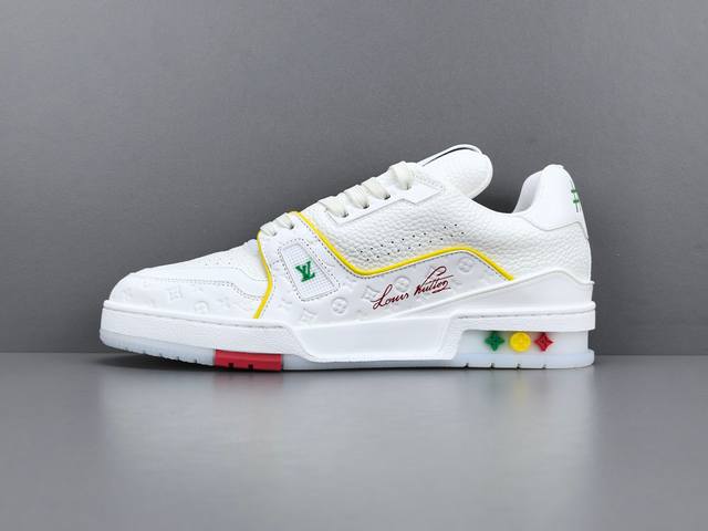 渠道优势， ！ 专柜版：驴牌 Louis Vuitton 路易威登 Lv Trainer 低帮休闲板鞋 尺码： 35 36 37 38 39 40 41 42