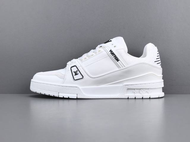 渠道优势 ！ 专柜版 驴牌 Louis Vuitton X Nigo 联名款 Trainer Fw25 牛皮革 圆头系带 低帮 板鞋 男款 米灰色 尺码38 3