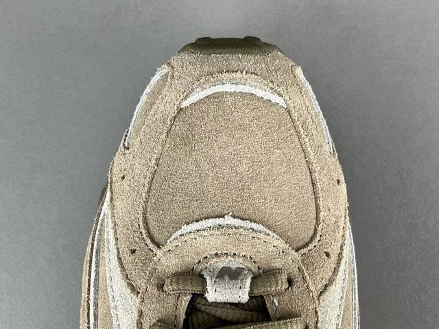 渠道优势 ！ 外贸版 Nb204L New Balance 204L 薄底鞋 薄底皮质鞋带德训Miu系 减震耐磨包裹性支撑轻便 低帮 生活休闲鞋 男女同款 淡褐