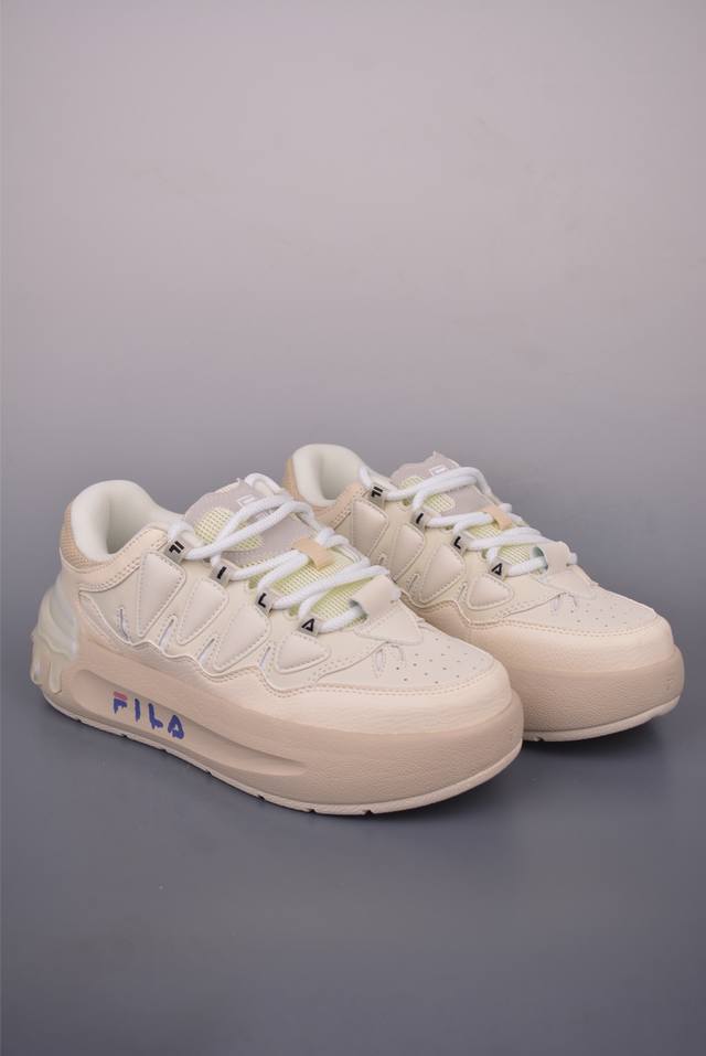 Fila Fusion 斐乐潮牌 时尚潮流休闲运动板鞋 纯原版本 鞋面设计理念源自于历史篮球鞋款Smash 从其复古鞋面提炼元素 结合板鞋鞋底做现代拼接的混搭风