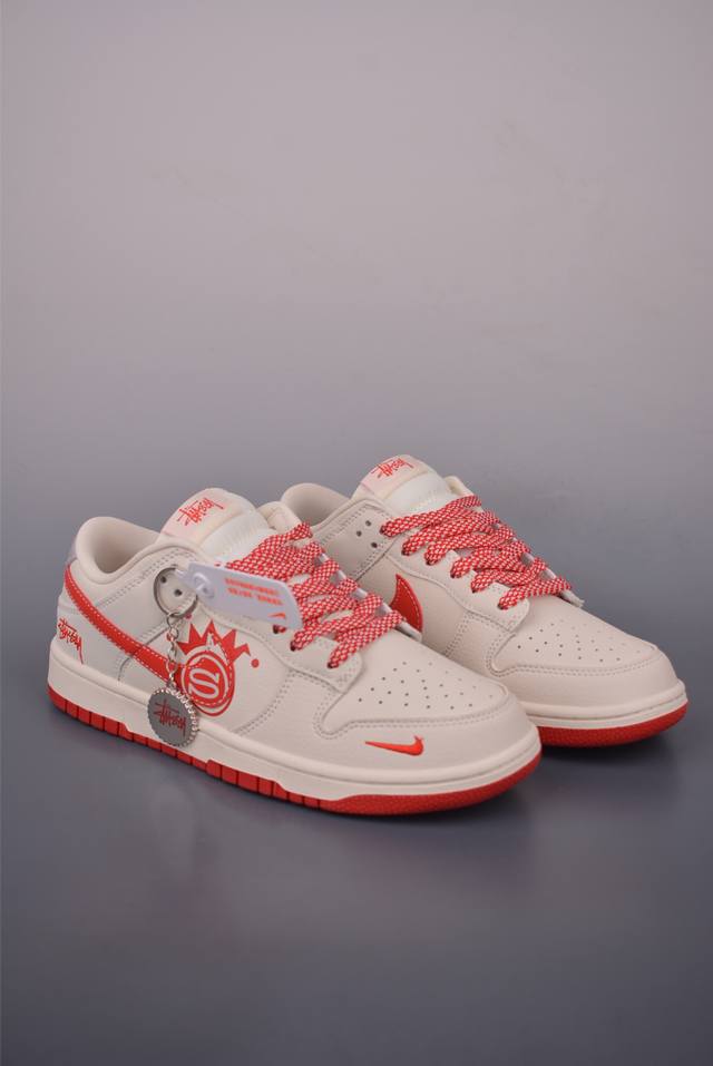Nike Sb Dunk Low 斯图西联名 纯原大厂出品 极力推荐 原装头层材料 独家版型蒸餾加工 帶來的是更好的视觉和脚感体验 大厂纯原品质出货 清洁度 电