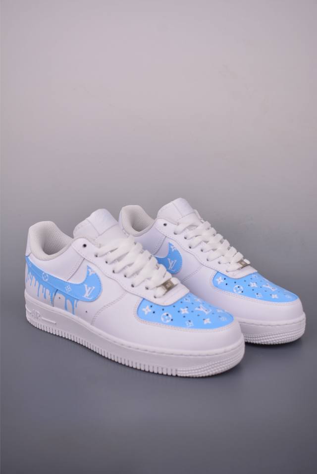 Nike Air Force 1 Low Lv联名 原楦头原纸板 打造纯正空军版型 专注外贸渠道 全掌内置蜂窝气垫 原盒配件 原厂中底钢印、拉帮完美 官方货号: