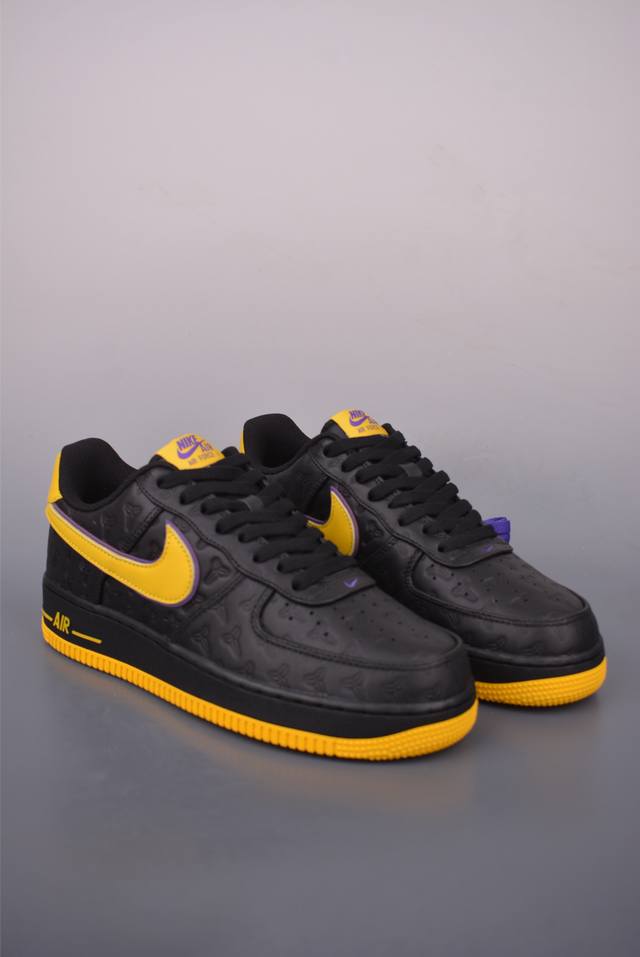 Nike Air Force 1 Low 全头层科比联名 专注外贸渠道 全掌内置蜂窝气垫 原盒配件 原厂中底钢印、拉帮完美 官方货号: Hv5122 00116