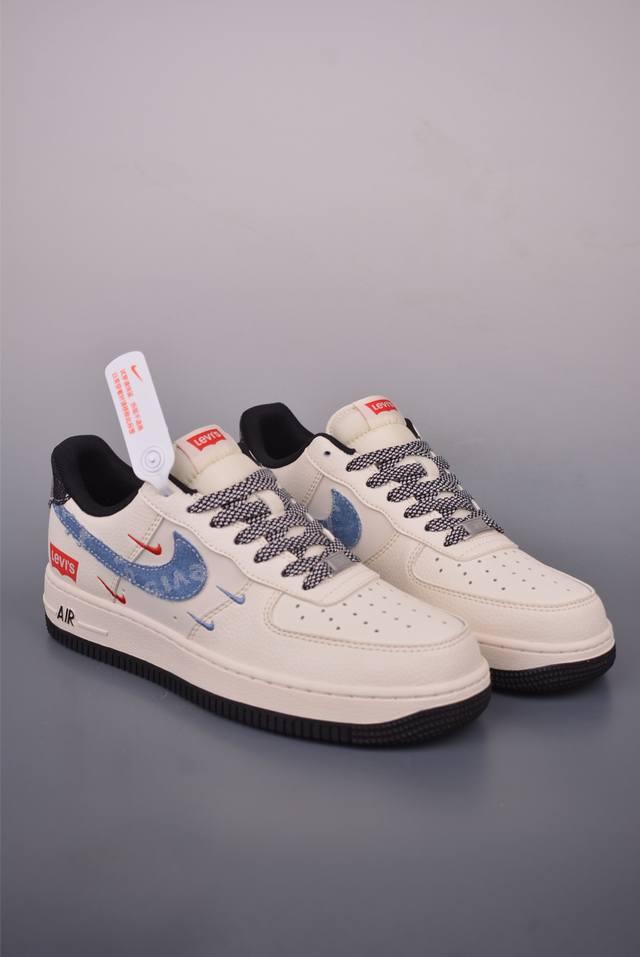 Nike Air Force 1 Low Levis联名 专注外贸渠道 全掌内置蜂窝气垫 原盒配件 原厂中底钢印、拉帮完美 官方货号: Qw5606 26122
