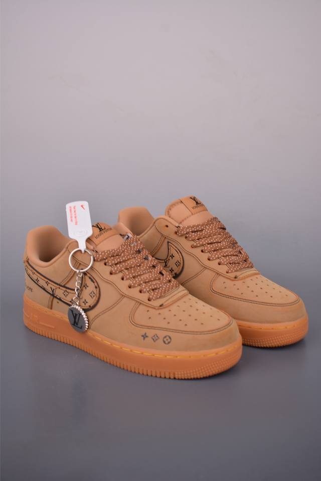 Nike Air Force 1 Low Lv联名 原楦头原纸板 打造纯正空军版型 专注外贸渠道 全掌内置蜂窝气垫 原盒配件 原厂中底钢印、拉帮完美 官方货号: