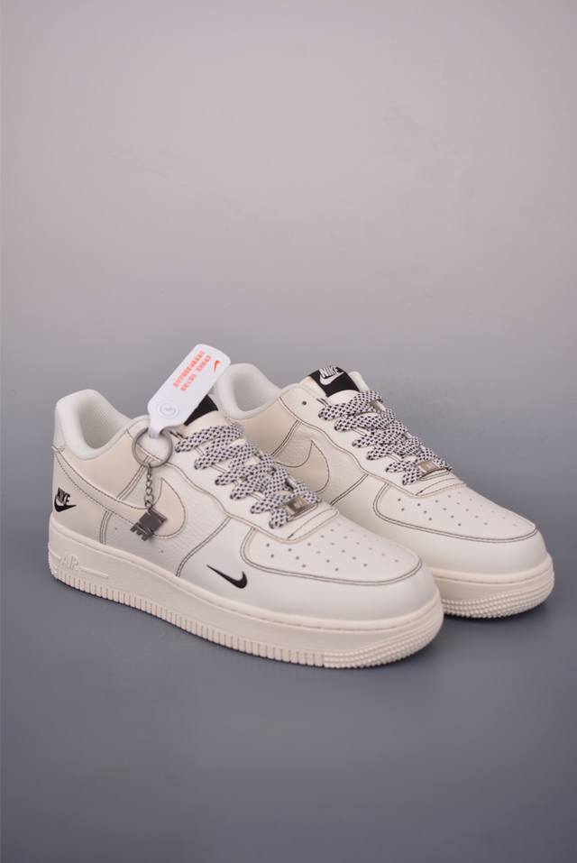 Nike Air Force 1 Low 米白 原楦头原纸板 打造纯正空军版型 专注外贸渠道 全掌内置蜂窝气垫 原盒配件 原厂中底钢印、拉帮完美 官方货号: C