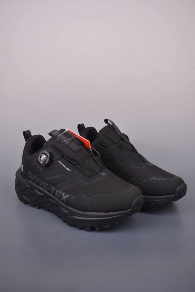 The North Face 北面 乐斯菲斯 户外运动休闲登山越野徒步鞋 广东大厂品质 面料采用进口磨砂牛皮 鞋底采用Vibram黄金大底 专门为鞋底设计的橡胶