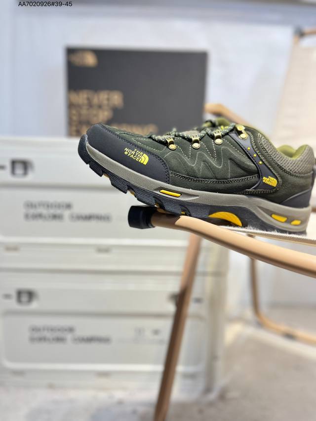 The North Face 北面 户外运动休闲登山越野徒步鞋 广东大厂品质 面料采用进口磨砂牛皮 鞋底采用Vibram黄金大底 专门为鞋底设计的橡胶以出色的耐