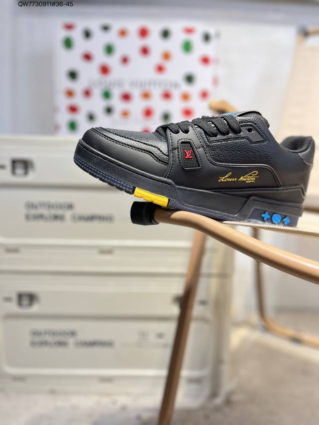 路易威登 Louis Vuitton Lv路易威登板鞋 新款 Lv Trainer最新配色运动鞋 L家 篮球鞋风格运动鞋 该鞋由艺术总监 Virgil Ablo